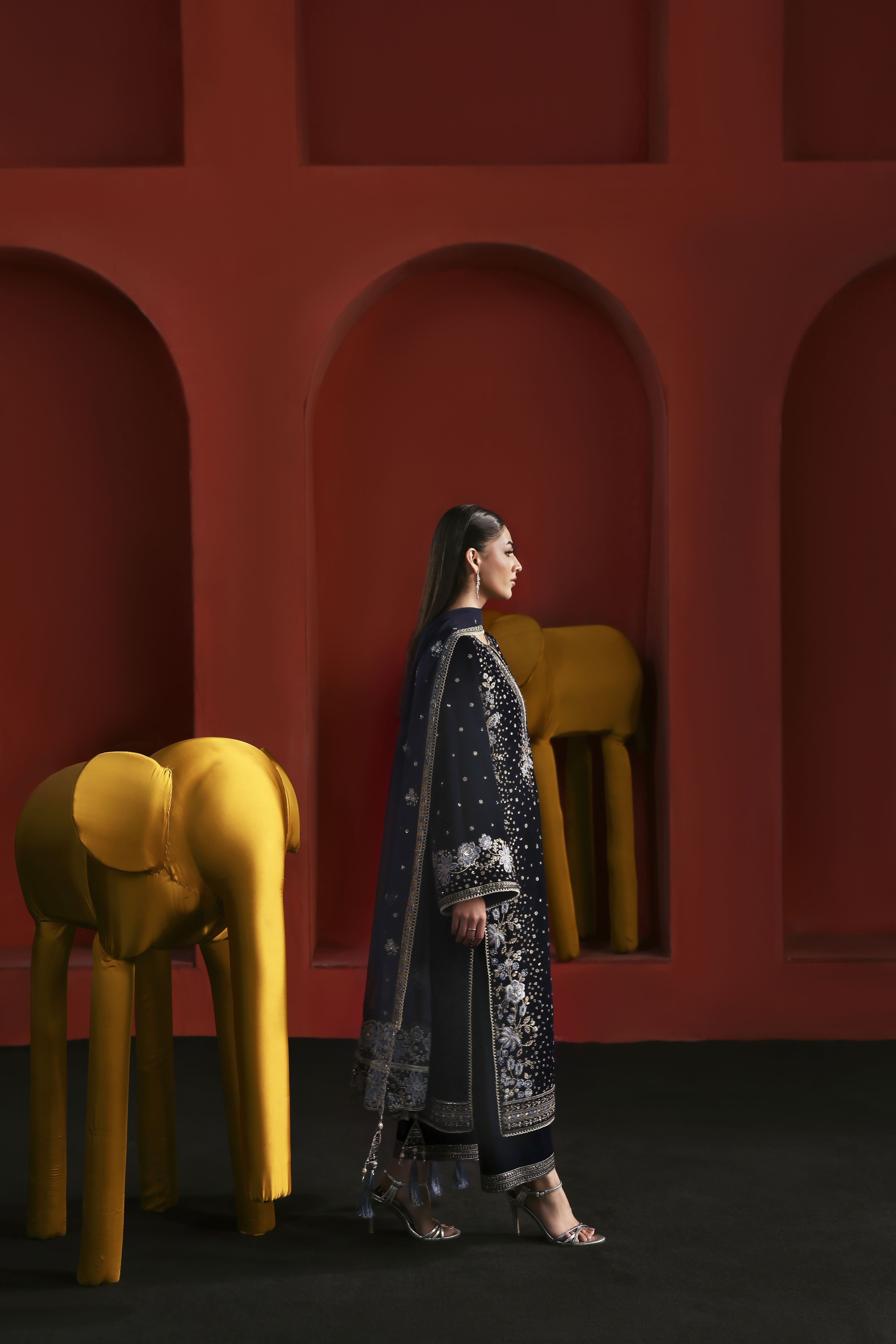 UN3PC-FRW25123 - NEEL - 3-Piece Suit