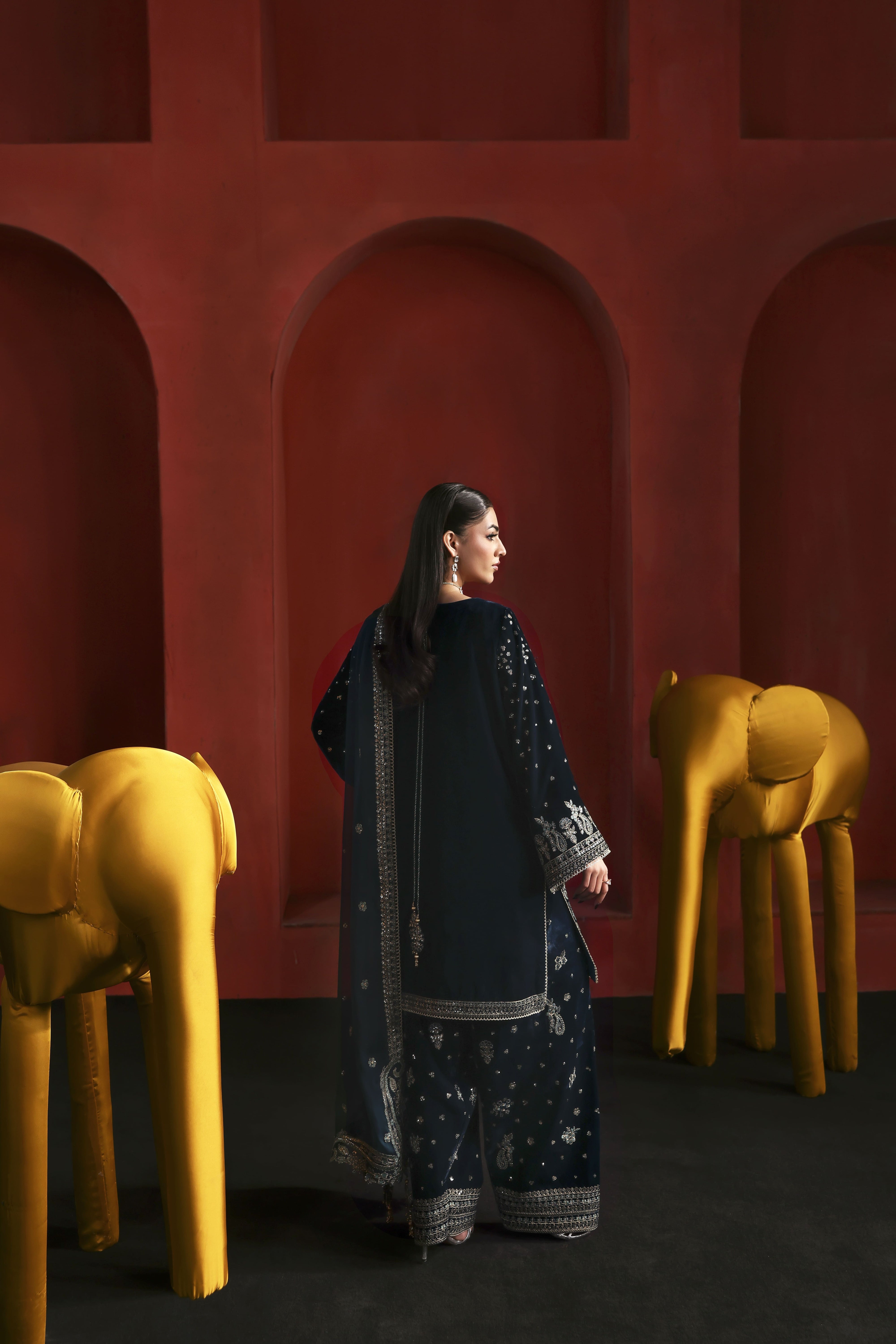 UN3PC-FRW25125-Firoza– premium 3-Piece Suit