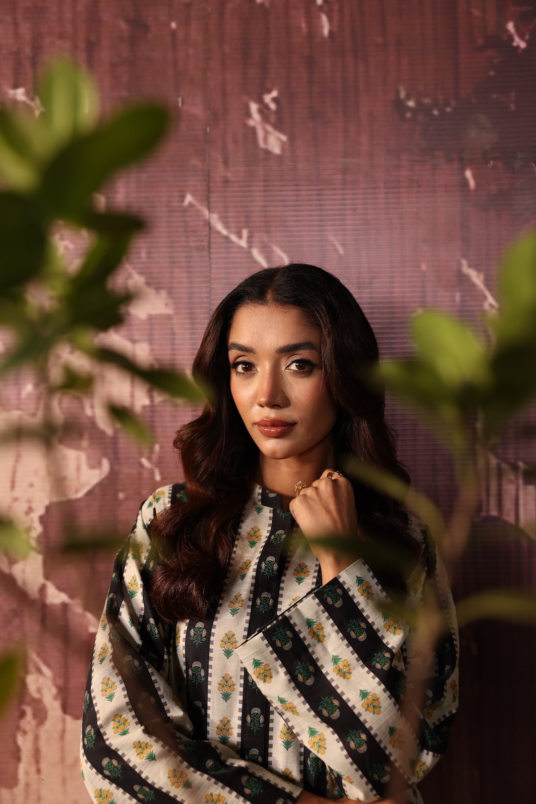 PE1PC-FRW2554 - Linear Flow - Dailywear 1-Piece Shirt