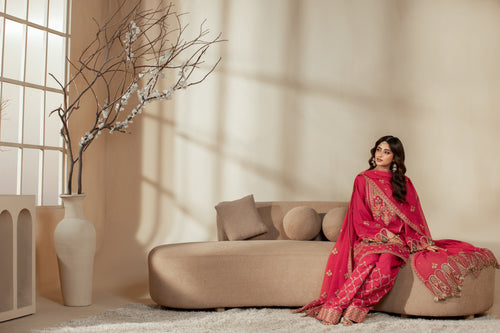 [PE3PC-FRW25114] Noor-e-Jahan(Fuchsia Pink) – Luxe Raw Silk & Chiffon 3-Piece Suit