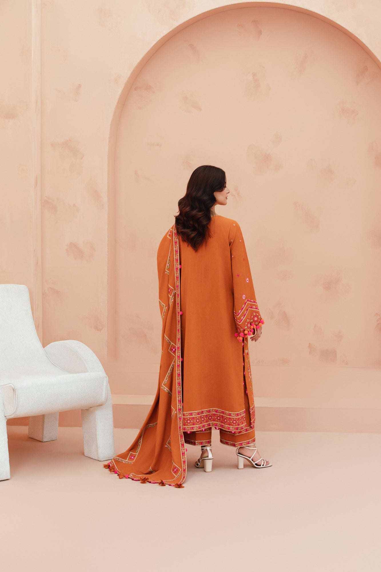 [UN3PC-FRW25112] Apricot(Orange) – Signature Peach Leather 3-Piece Suit